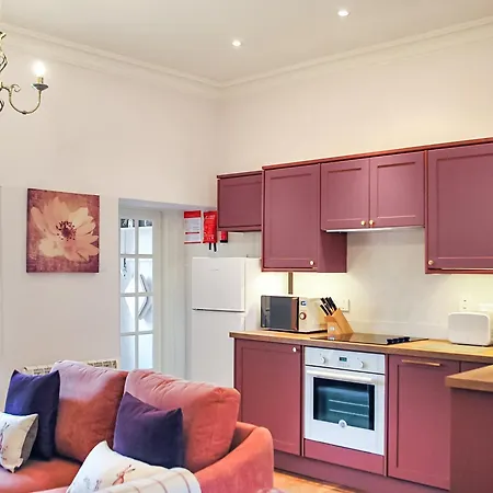 Holiday home School West Burton